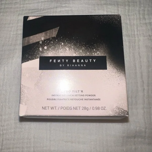 Fenty Beauty Pro Filt’r Instant Retouch Setting Powder |Honey 05 |Full Size |NEW - Picture 3 of 5